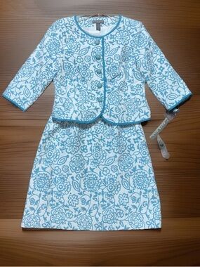 NWTS, Kate Hill floral blazer and matching skirt set.womens blazer 8P, Skirt 10P